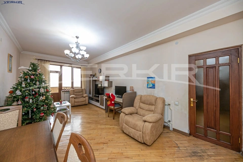 Բնակարաններ Կոդ` 9+3799200