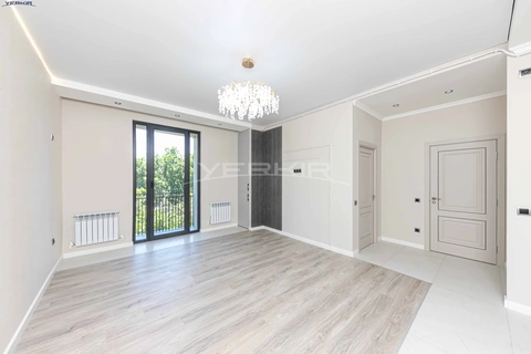 Apartments Code: 9+1558449