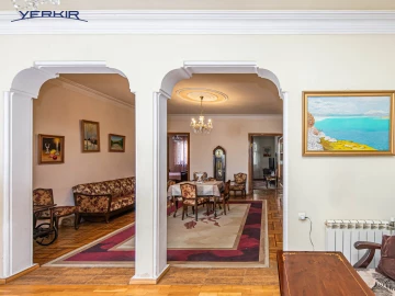 Houses Code: 4+505651