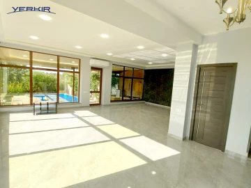 Houses Code: 10+504867