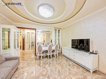 Квартиры Код 5+217916