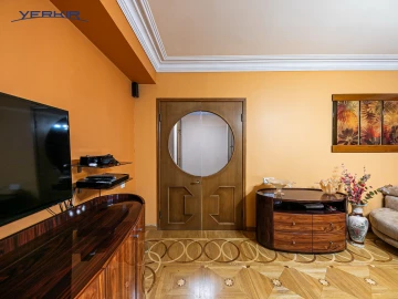 Բնակարաններ Կոդ` 2+406927