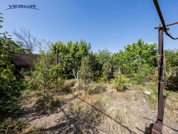 Land areas Code: 10+619842