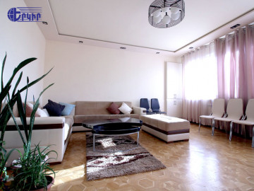 Apartments Code: 10+404251