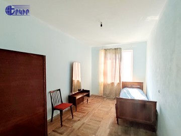 Apartments Code: 8+21242