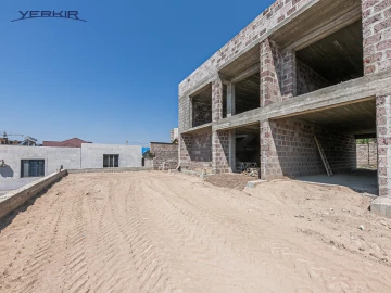 Houses Code: 5+505908