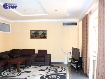 Բնակարաններ Կոդ` 10+30073