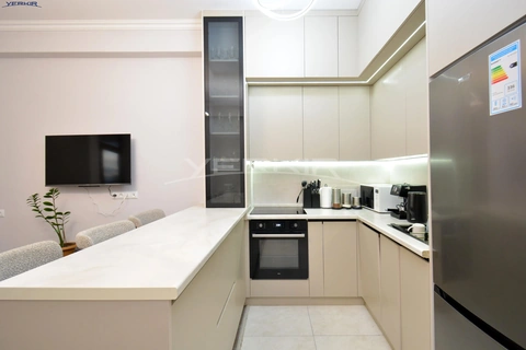 Apartments Code: 9+3714189