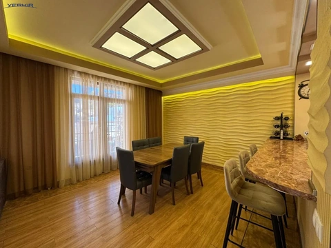 Apartments Code: 5+806314