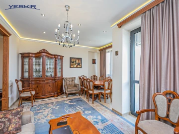 Բնակարաններ Կոդ` 3+304589