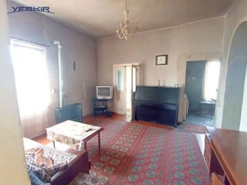 Առանձնատներ Կոդ` 10+510823