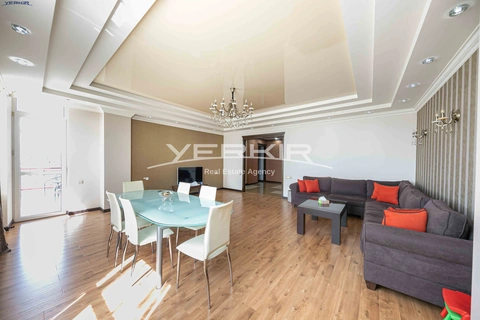 Apartments Code: 5+4480340