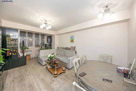 Apartments Code: 9+1294685