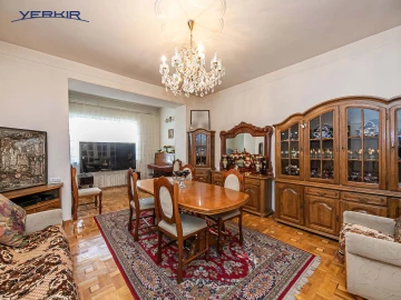 Квартиры Код 5+220675