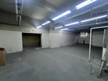 Commercial properties Code: 8+917114