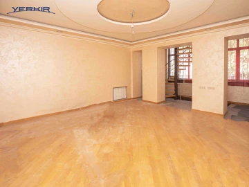 Apartments Code: 5+219467