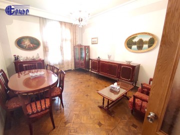 Բնակարաններ Կոդ` 5+801583