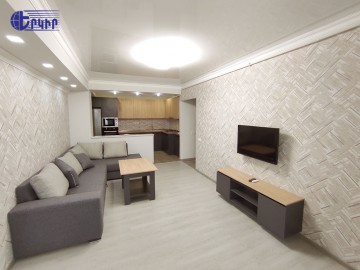 Բնակարաններ Կոդ` 5+201297