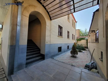 Houses Code: 2+503741