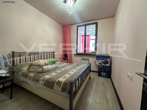 Բնակարաններ Կոդ` 9+2104967