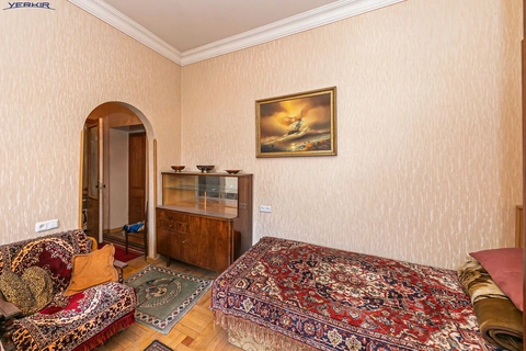 Apartments Code: 10+1957934