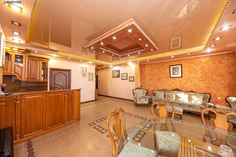 Բնակարաններ Կոդ` 10+3174090