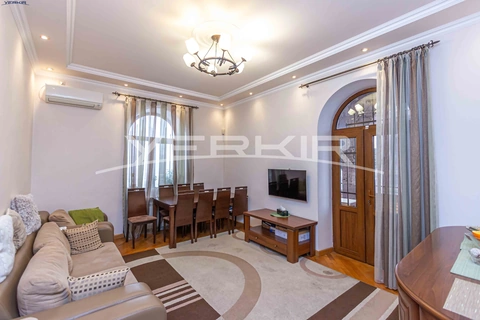 Բնակարաններ Կոդ` 2+3650010