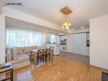 Apartments Code: 9+4807895