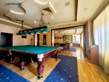 Կոմերցիոն Տարածքներ Կոդ` 5+904934