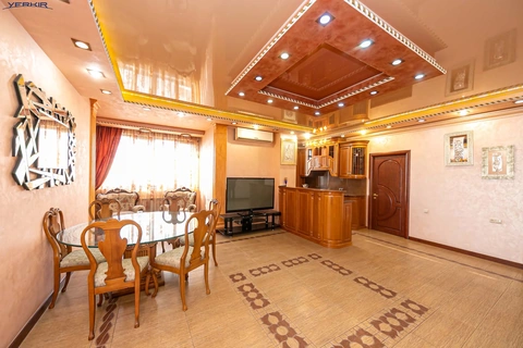 Բնակարաններ Կոդ` 10+3174090