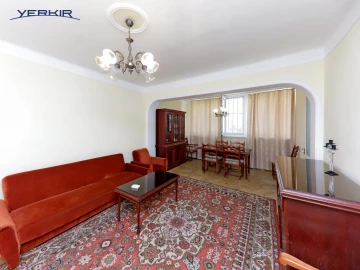 Բնակարաններ Կոդ` 5+307136