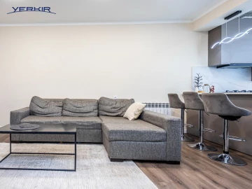 Apartments Code: 5+314931