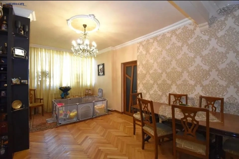 Բնակարաններ Կոդ` 1+4669223