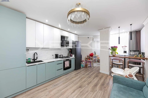 Apartments Code: 10+2113064