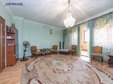 Բնակարաններ Կոդ` 2+3584504