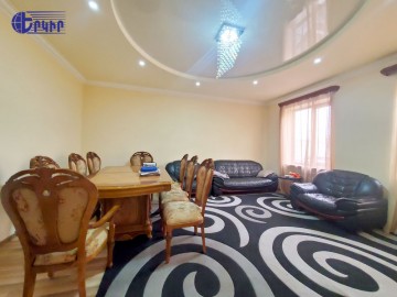 Houses Code: 2+51012