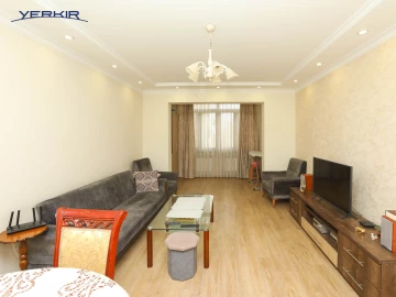 Բնակարաններ Կոդ` 10+420955