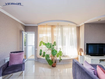 Բնակարաններ Կոդ` 2+813181