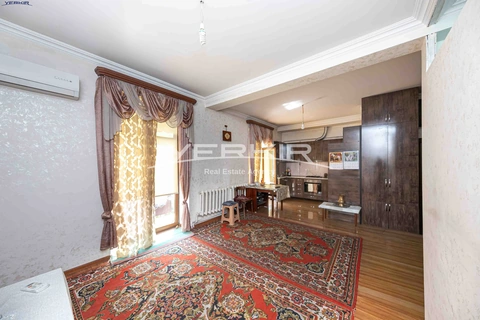 Apartments Code: 5+2559343