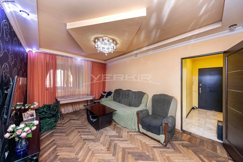 Apartments Code: 9+2453509