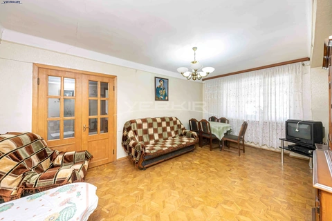 Apartments Code: 9+4909536