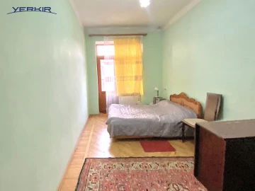 Բնակարաններ Կոդ` 4+210280