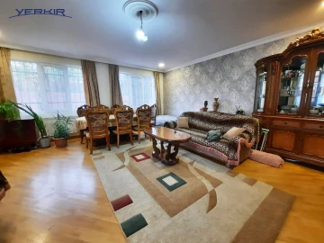 Apartments Code: 5+314463