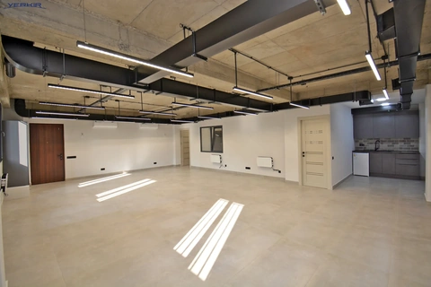 Commercial properties Code: 9+7448198