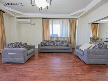 Բնակարաններ Կոդ` 10+419453