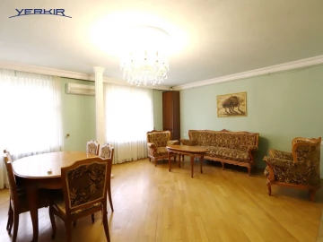 Apartments Code: 4+309319