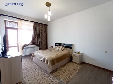 Houses Code: 9+508916