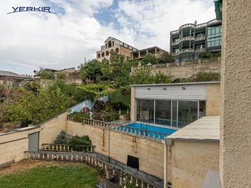 Առանձնատներ Կոդ` 2+514087