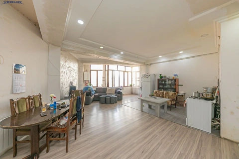 Apartments Code: 9+4566064