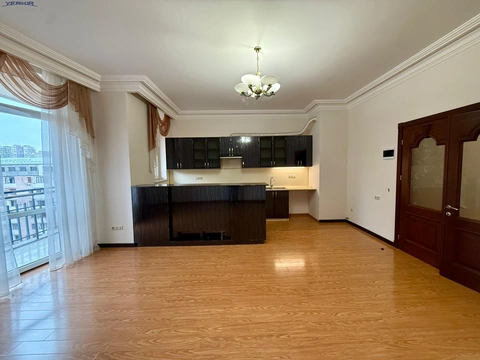 Apartments Code: 1+3858525